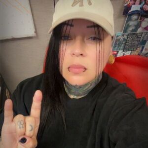 Meet your Posher, Jinx